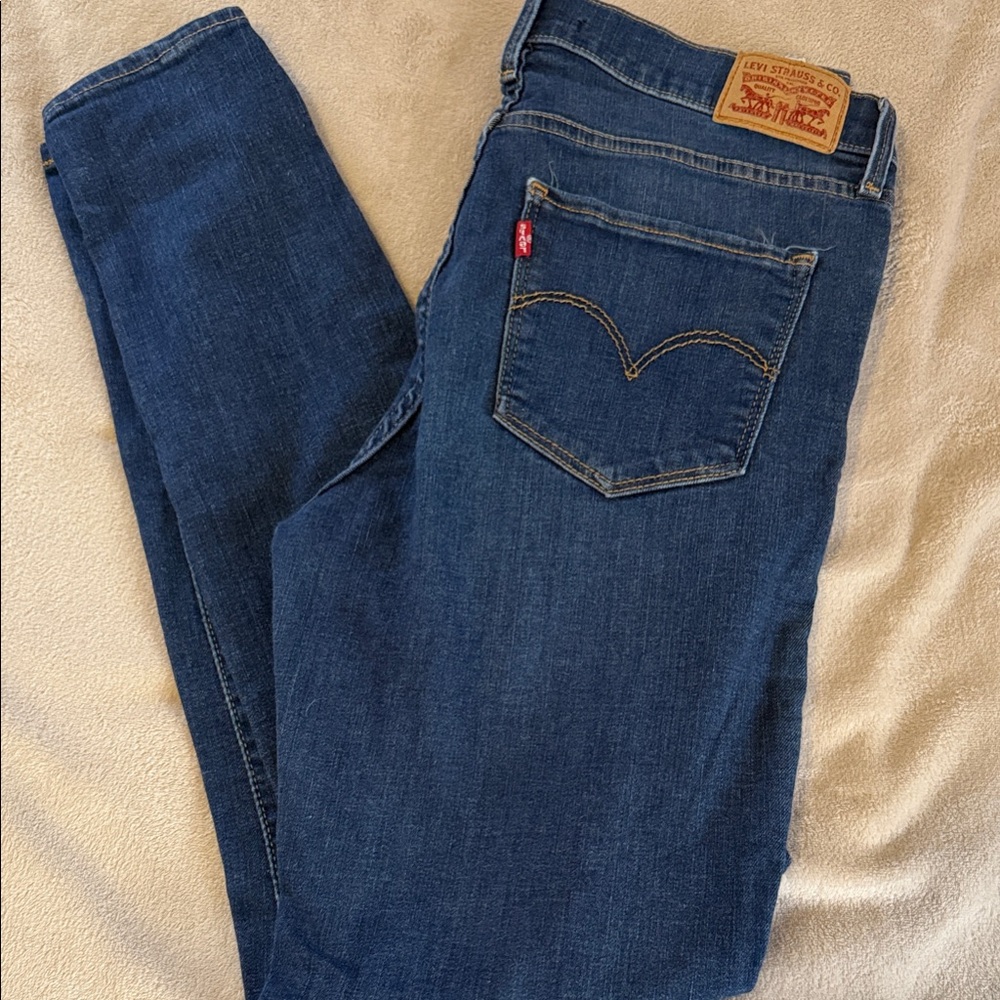 Levi's Women's Dark Blue Skinny Jeans